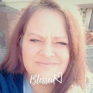 Meet your Posher, Leeann